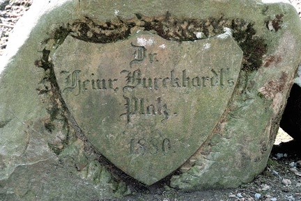 Gedenkstein für Dr. Burkhardt