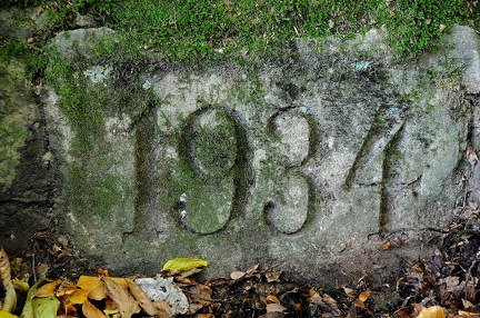 Jahreszahl an der "Königsallee"