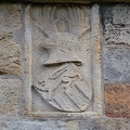 Ev. Kirche St. Blasius, Wappen an der Mauer des Turms
