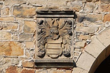 Rittergut, Wappen am Südtor
